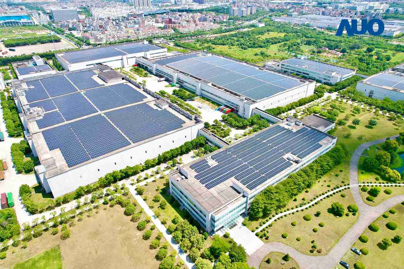 彩神vll厦门推动智能制造同时，，，，透过绿电创能纵深推进绿色转型，，厂区全屋顶铺设太阳能光伏板，，每年太阳能发电 2,600多万度